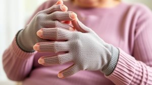 Best Arthritis Gloves for Seniors: Relief, Warmth & Better Grip