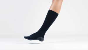 Best Compression Socks For Swollen Legs 2026