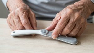 Best Adaptive Utensils for Arthritis and Hand Tremors in 2026: Compared and Ranked