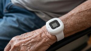 Best fall detection wearable for diabetics