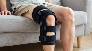 Best Hinged Knee Braces for Osteoarthritis in 2026: Compared and Ranked