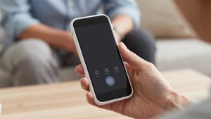 Best Jitterbug Phone Alternative 2026
