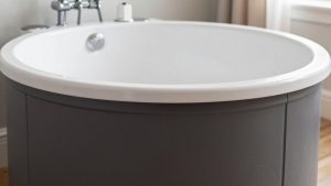 Best Walk-In Tub for Elderly With Balance Issues