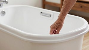 Best Walk-In Tub for One-Handed Use