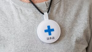 Medical Alert Pendant vs Smartwatch: Which Is Right for Your Home (2026)