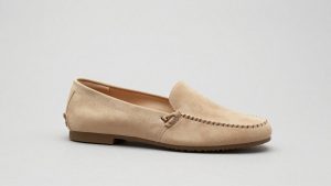 Best Loafers for Wide Feet: 5 Easy-Fit Picks for 2026