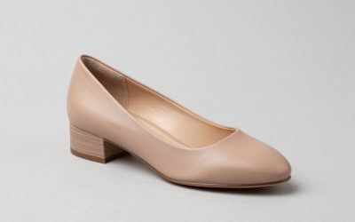 Best Women’s Shoes for Wide Feet: 6 Picks for 2026